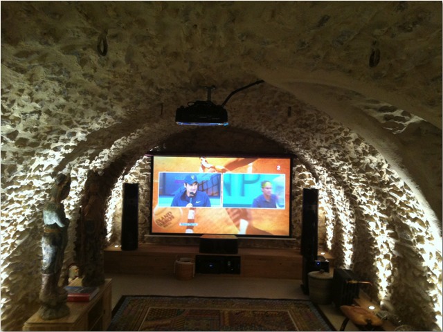 12-HOME-CINEMA.jpg